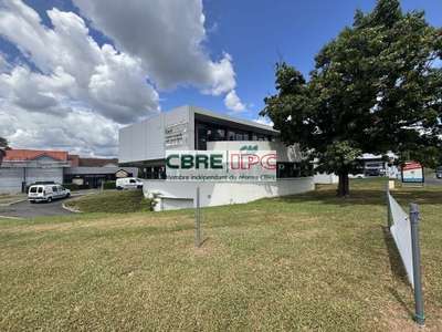 Vente bureaux de qualité 230m² R+1 à Billère