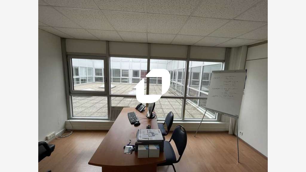 Vente Bureaux 135m² Boissy saint leger