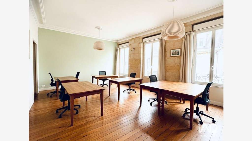 Bureau à Bordeaux