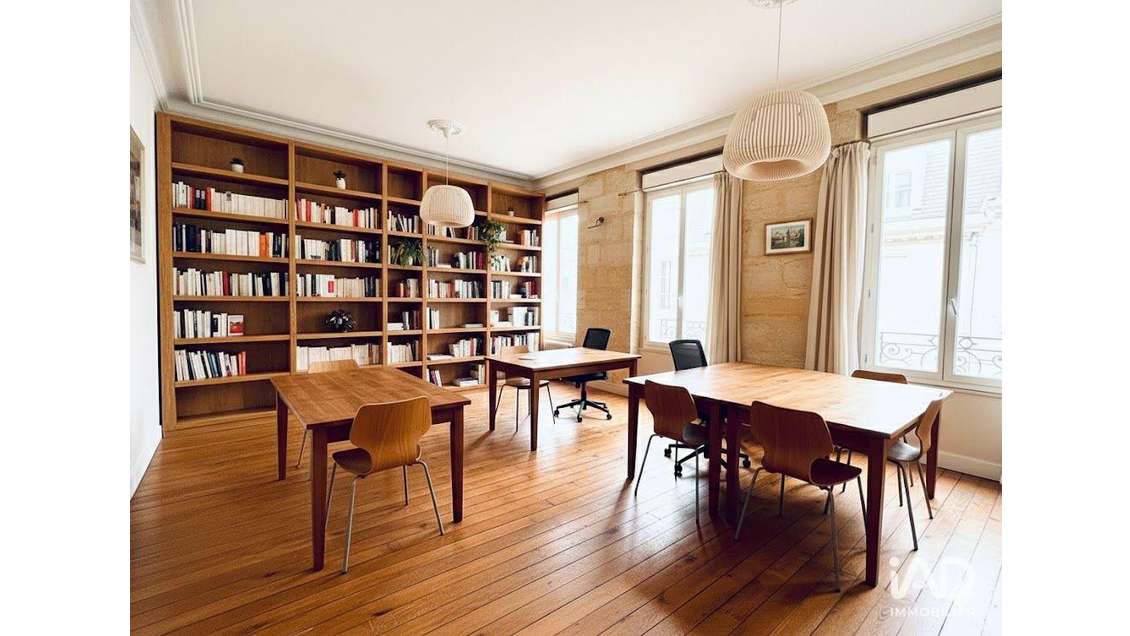 Bureau à Bordeaux