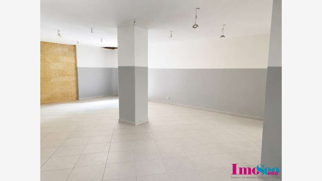 Vente bureaux 105m² à Bordeaux Nansouty / Victoire