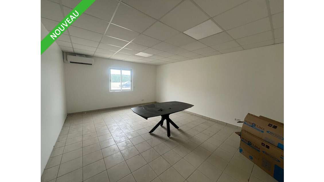 Bureaux de 78m² à vendre à Bourg les Valence