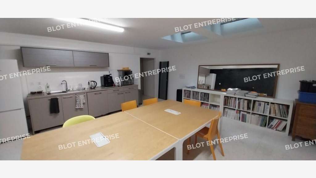 À VENDRE - ENSEMBLE IMMOBILIER - 400 m² - BREST