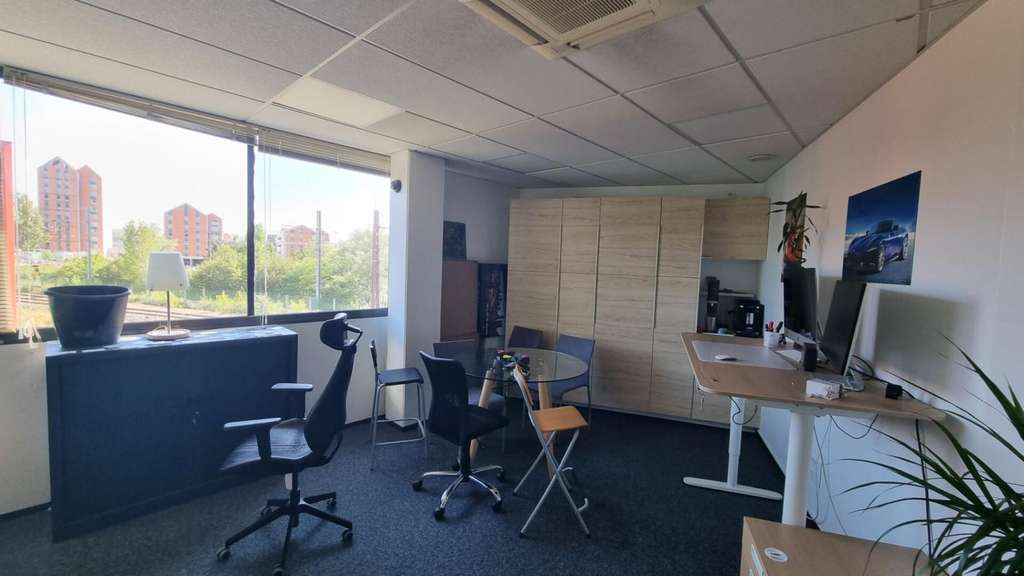 Vente bureaux de 27m² à Bruges zone Eparc