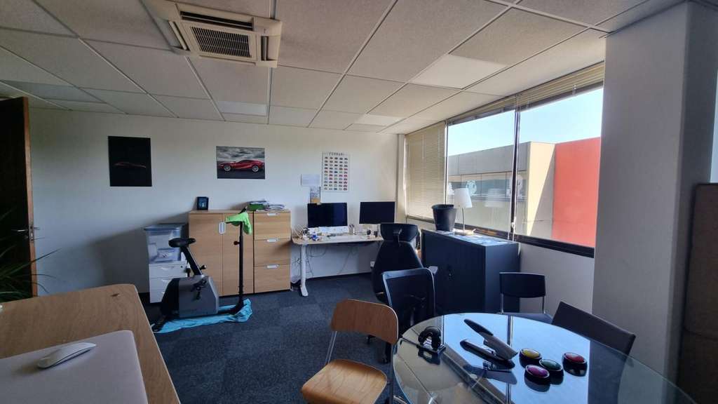 Vente bureaux de 27m² à Bruges zone Eparc