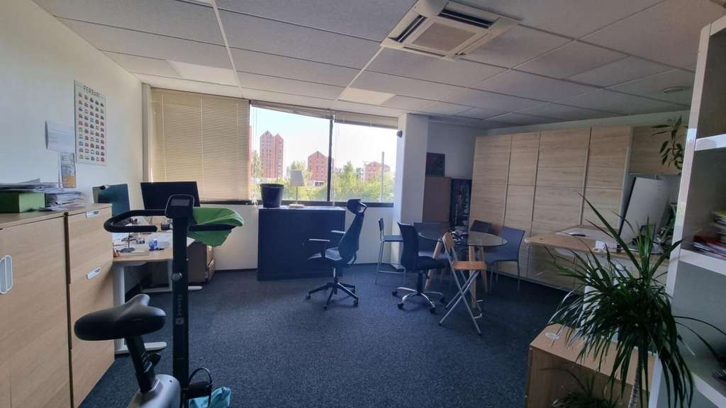 Vente bureaux de 27m² à Bruges zone Eparc