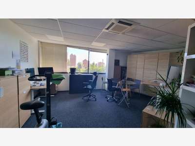 Vente bureaux de 27m² à Bruges zone Eparc
