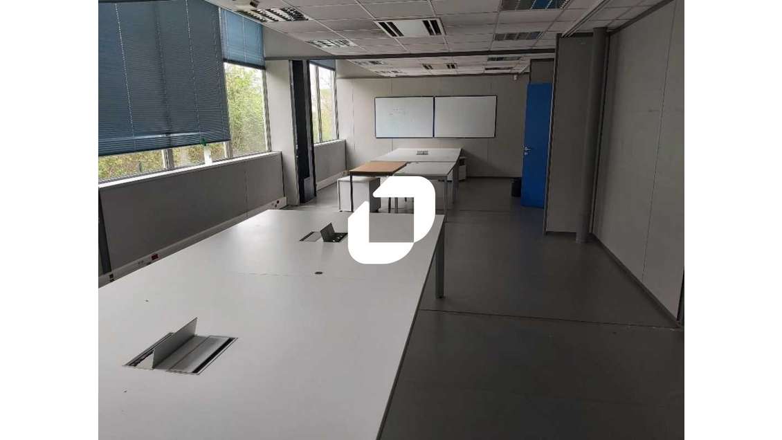 Vente Bureaux 1893m² Bruges