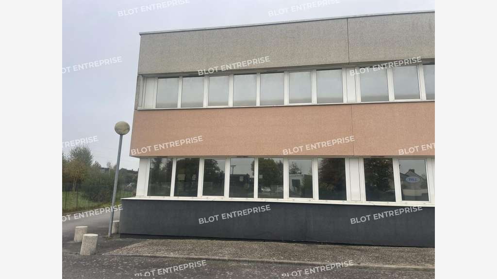 A vendre bureaux 800m² Bruz PARC CICEA