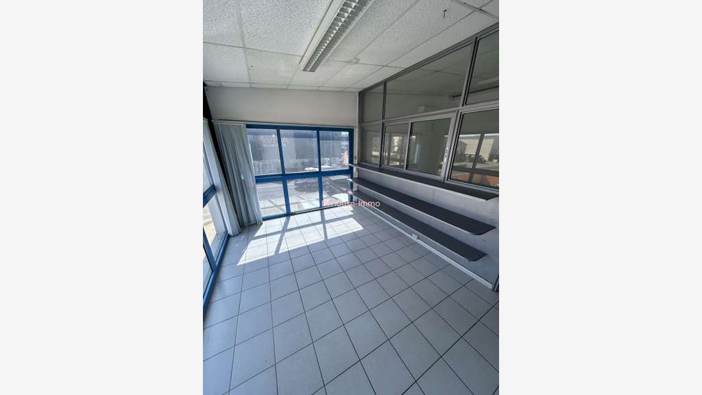 AV local commercial 50m² empl 1er choix Cabestany