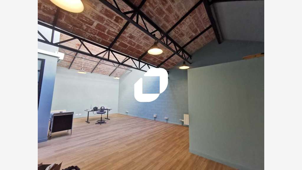 Vente Bureaux 146m² Cachan