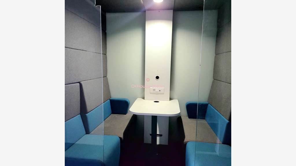 Bureaux 76 M2 zone Actipôle cailloux sur fontaine