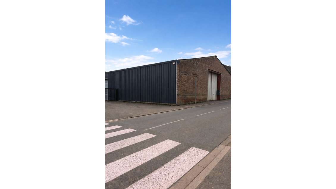 Entrepôt 539m² à vendre proche de Cambrai