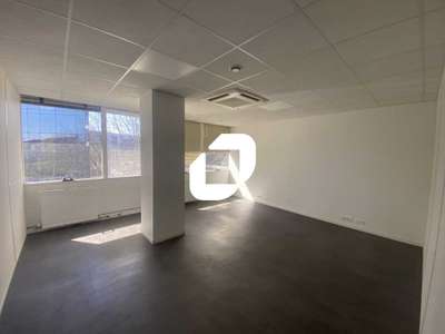 Vente Bureaux à Cergy