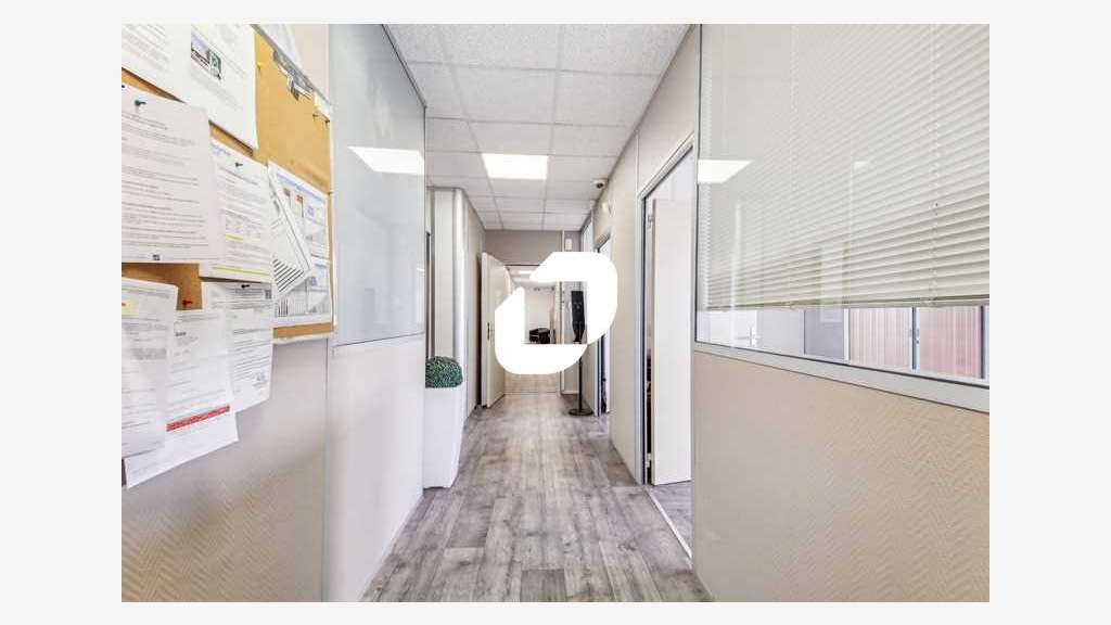 Vente Bureaux 264m² Cergy