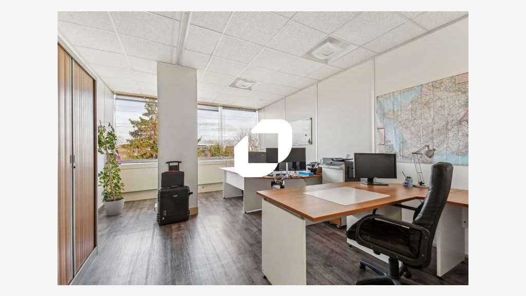 Vente Bureaux 264m² Cergy