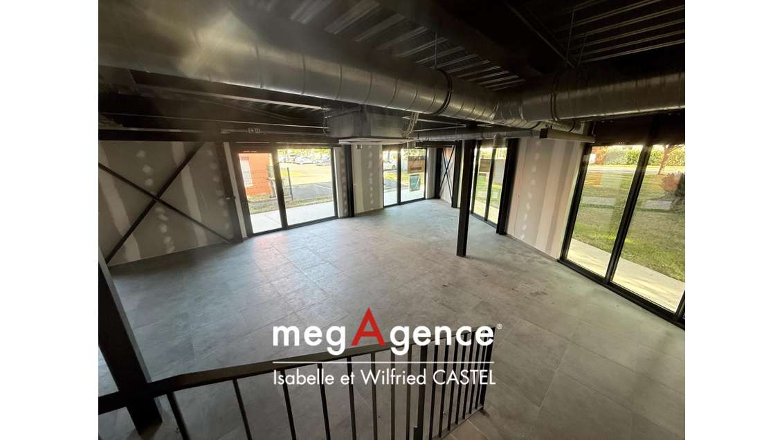 AV murs de bureaux 255m² parc d'activité  Challans