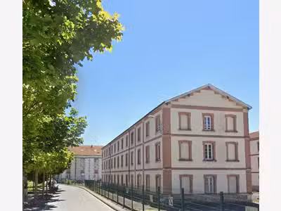À vendre – Bureaux de 1 091 m² à Châl
