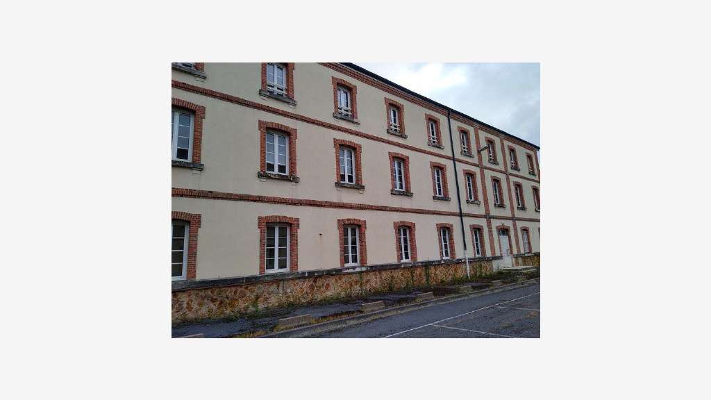 À vendre – Bureaux de 1 091 m² à Châl