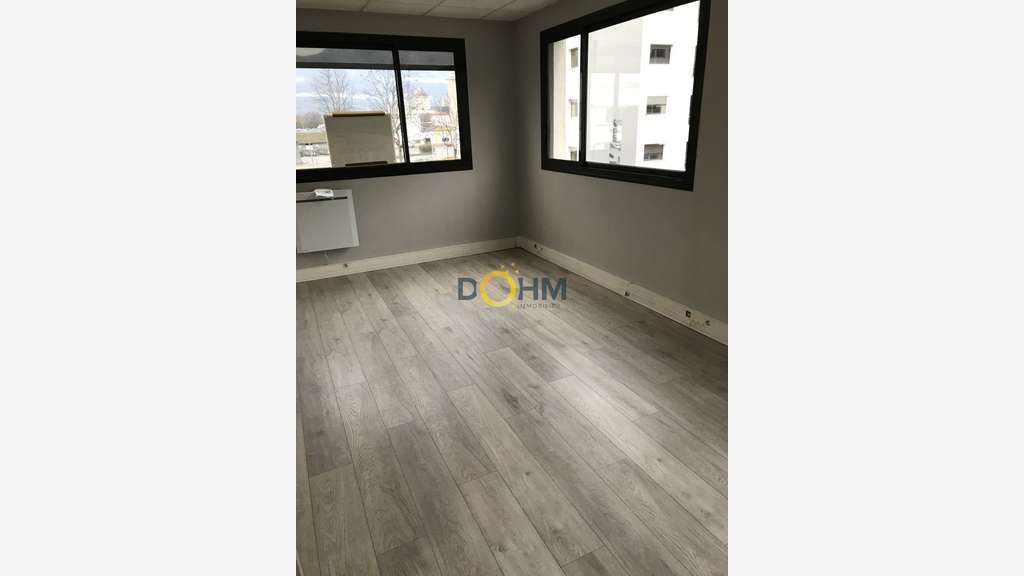 Plateau de bureaux à vendre de 220m² à Chambéry