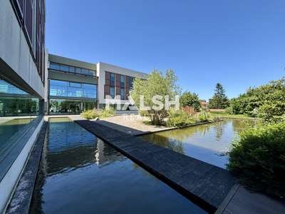 Bureaux à partir de 106m² à Champagne-au-Mont-d'Or
