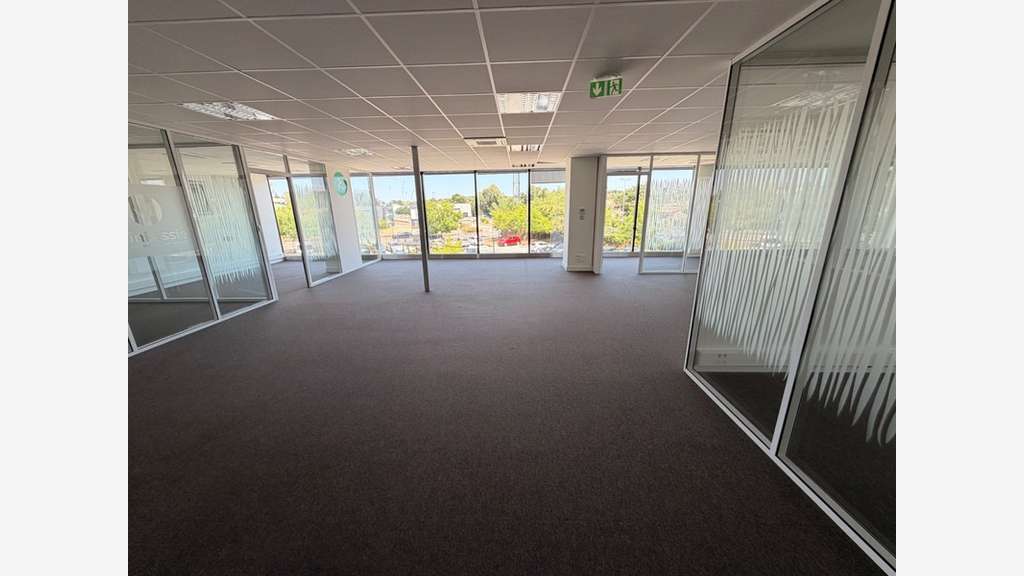 Bureaux de 160m² à vendre à Chaponost (69)