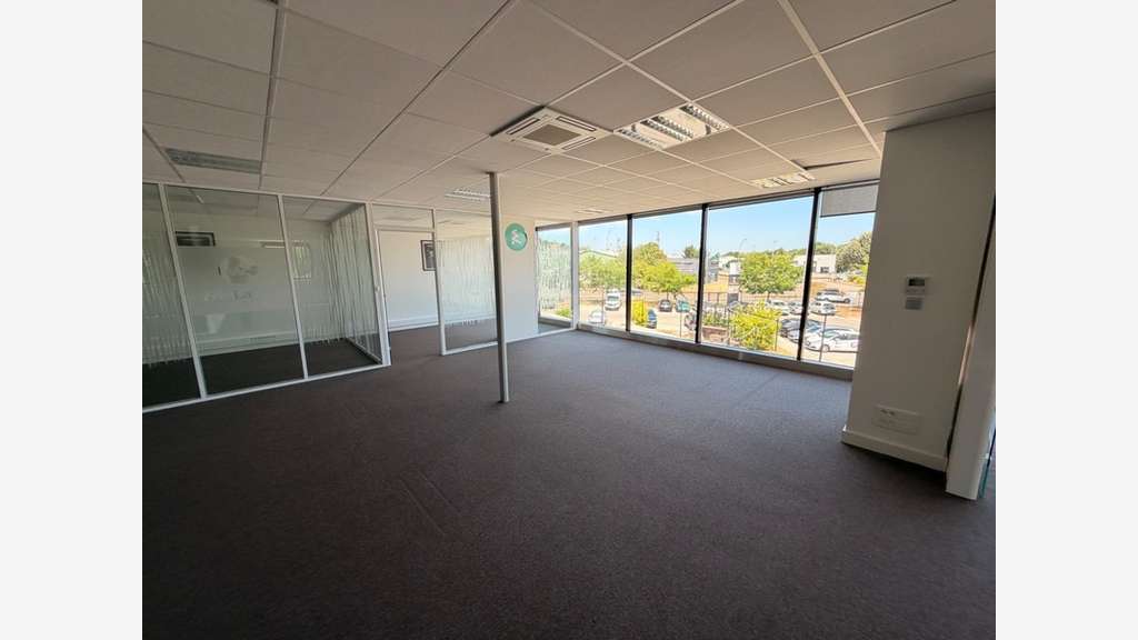 Bureaux de 160m² à vendre à Chaponost (69)