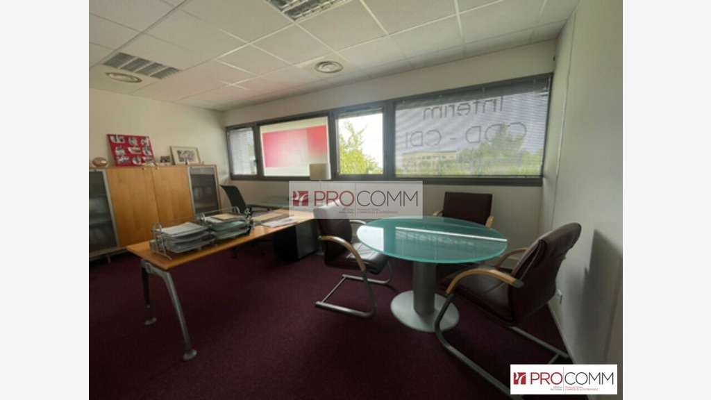 Plateau de bureaux 148m² à vendre à Chartres