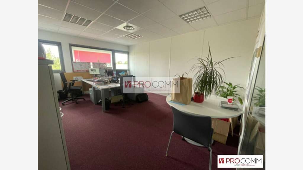 Plateau de bureaux 148m² à vendre à Chartres