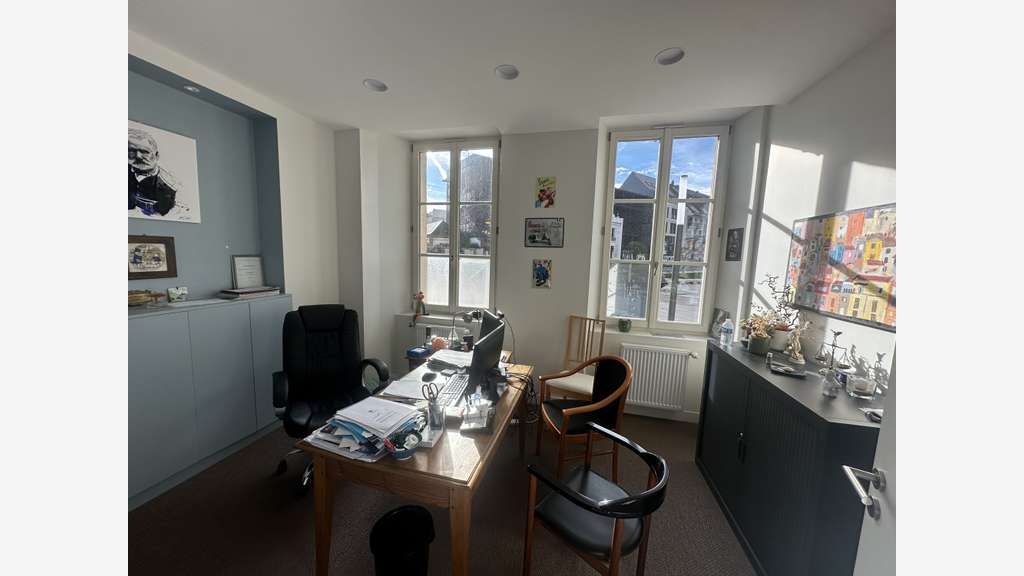Immeuble de bureau à vendre hyper centre Chartres