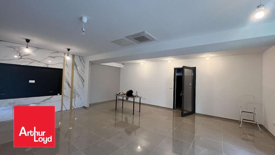 A vendre bureaux 105m² + box à Chartres centre  