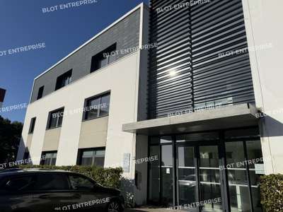 Vente Bureaux à Chartres-de-Bretagne