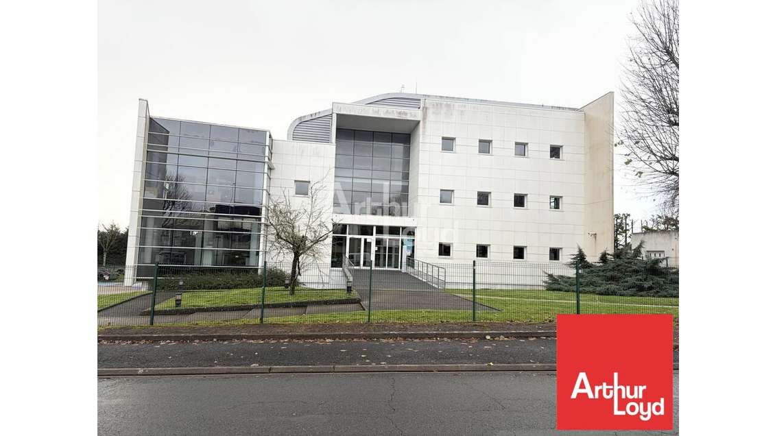Bureaux à vendre zone Mendès France à Chauray 