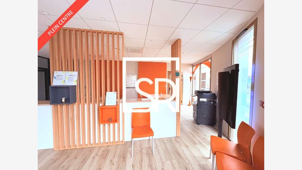 Local commercial 95m² à Clermont Ferrand Salins