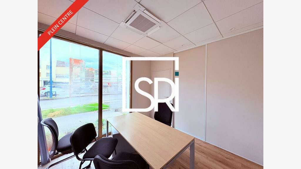 Local commercial 95m² à Clermont Ferrand Salins