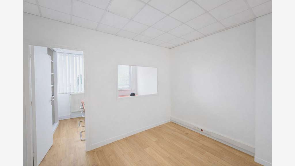Cède ensemble professionnel 760m² Clermont Ferrand