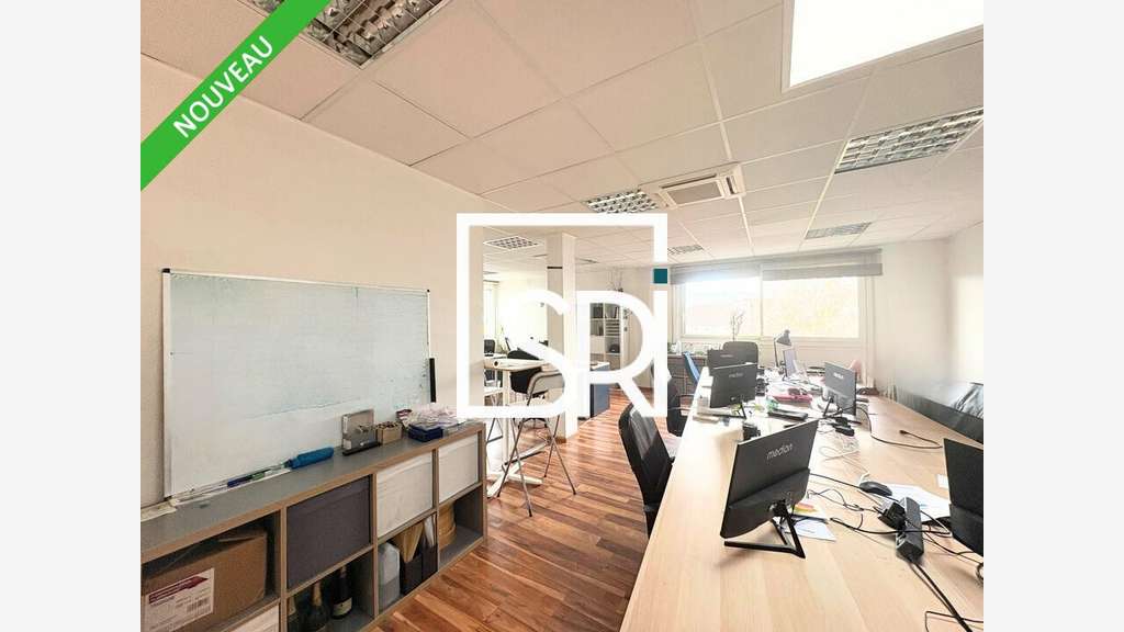 CLERMONT FERRAND - BUREAUX à vendre