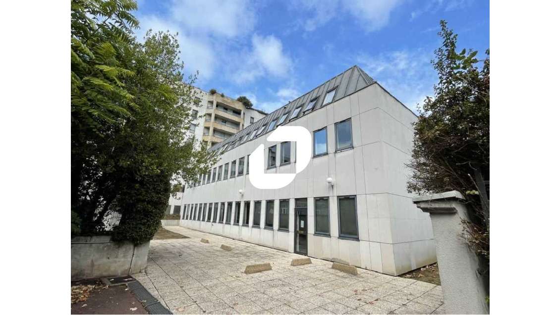 Vente Bureaux 408m² Courbevoie