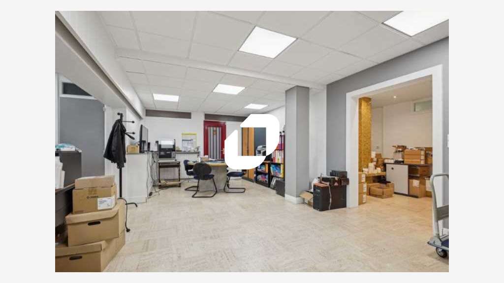 Vente Bureaux 149m² Courbevoie