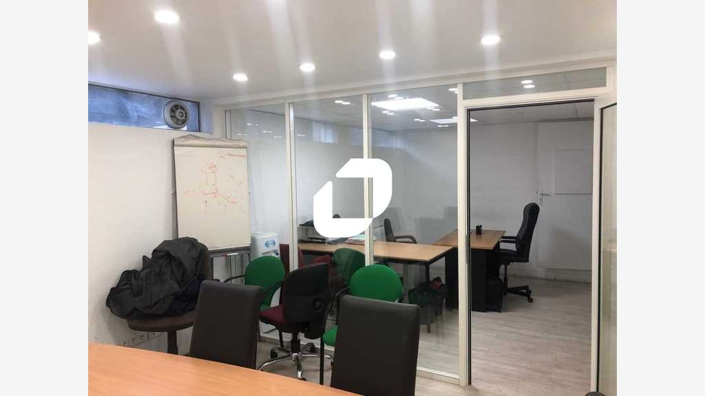 Vente Bureaux 84m² Courbevoie