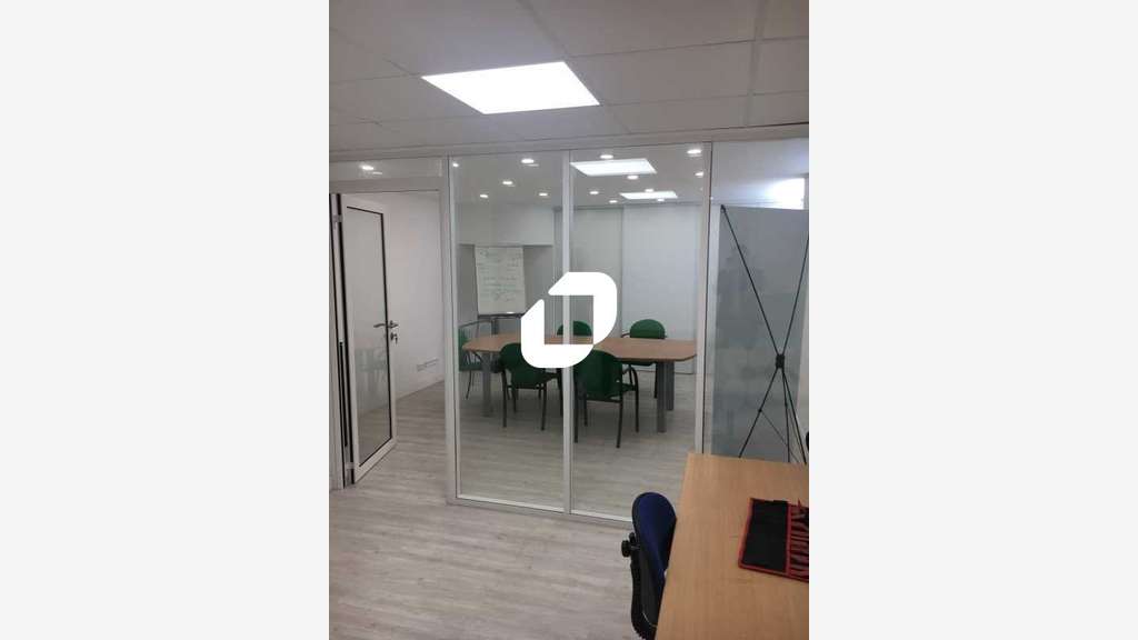 Vente Bureaux 84m² Courbevoie