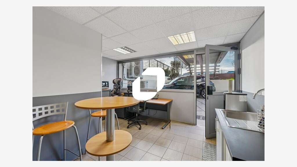 Vente Bureaux 367m² Courbevoie