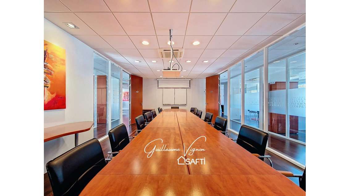 AV bureaux d'architecte 426m² à Dardilly Techlid