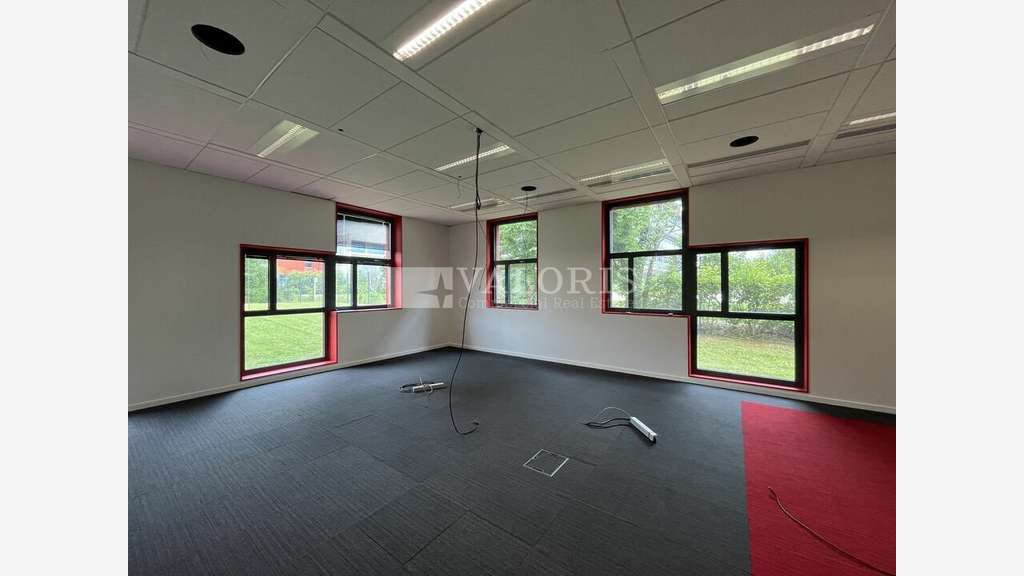 Bureaux 200m² BBC NF Tertiaire à vendre à Dardilly