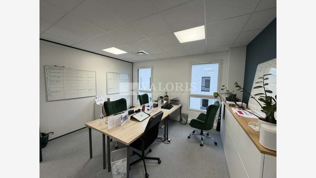 Bureaux 140m²en étage à vendre à Dardilly TECHLID 