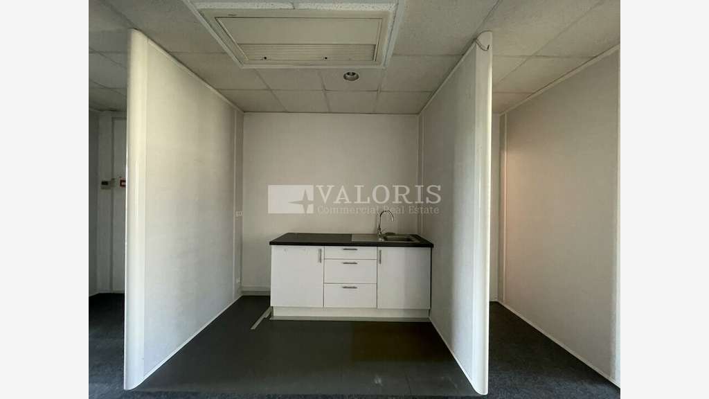 Bureaux 244m² dernier étage à vendre à Dardilly 