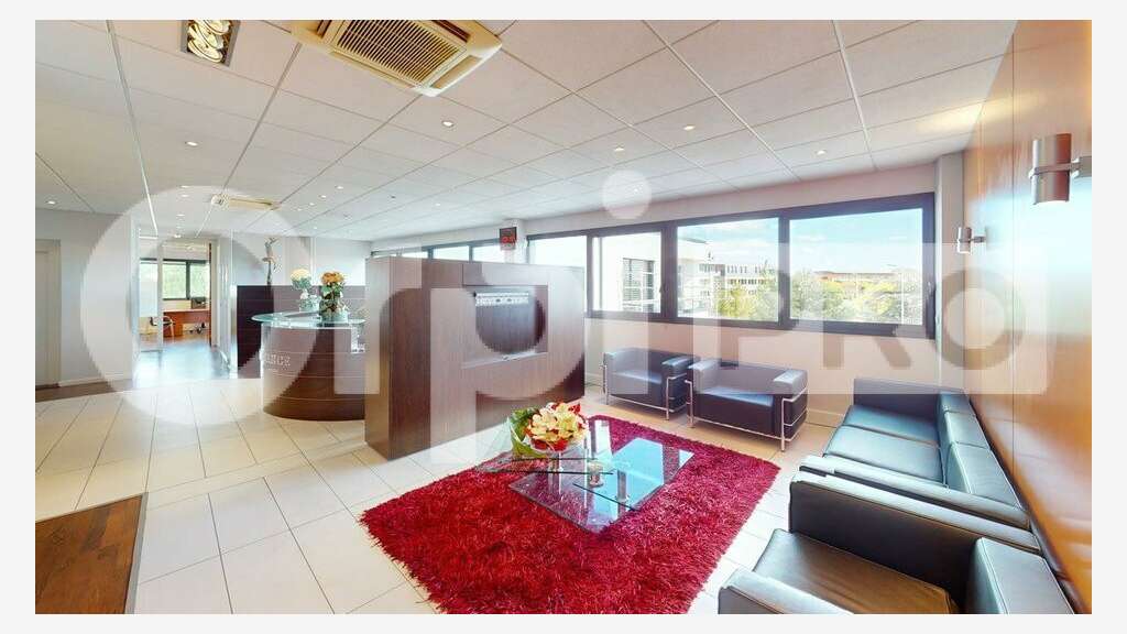 AV Bureau d'exception 264m² au coeur de Dardilly