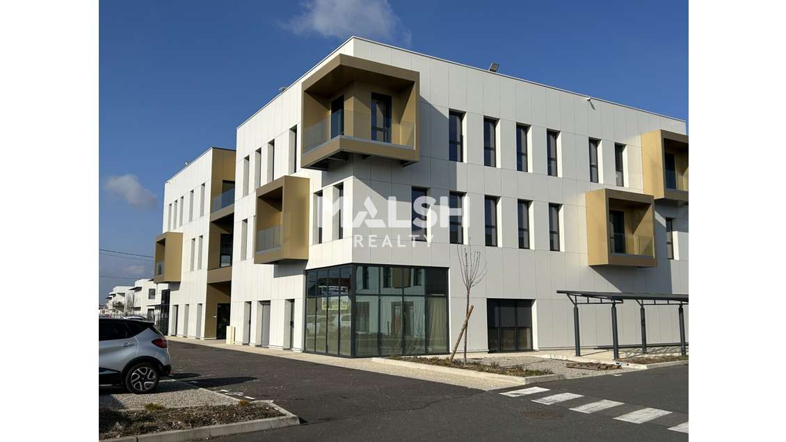 Bureaux à louer ou à vendre 124m² Décines Charpieu