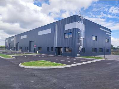 AV local activité 371m² Donges Zone des Six Croix