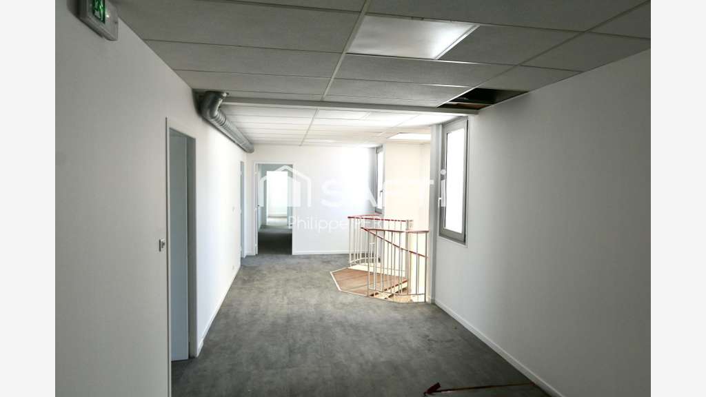 Vente bureaux 60m² RDC rénové aux portes de Caen